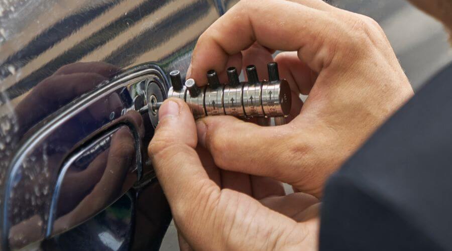 Professional residential roofers in Aultman, PA